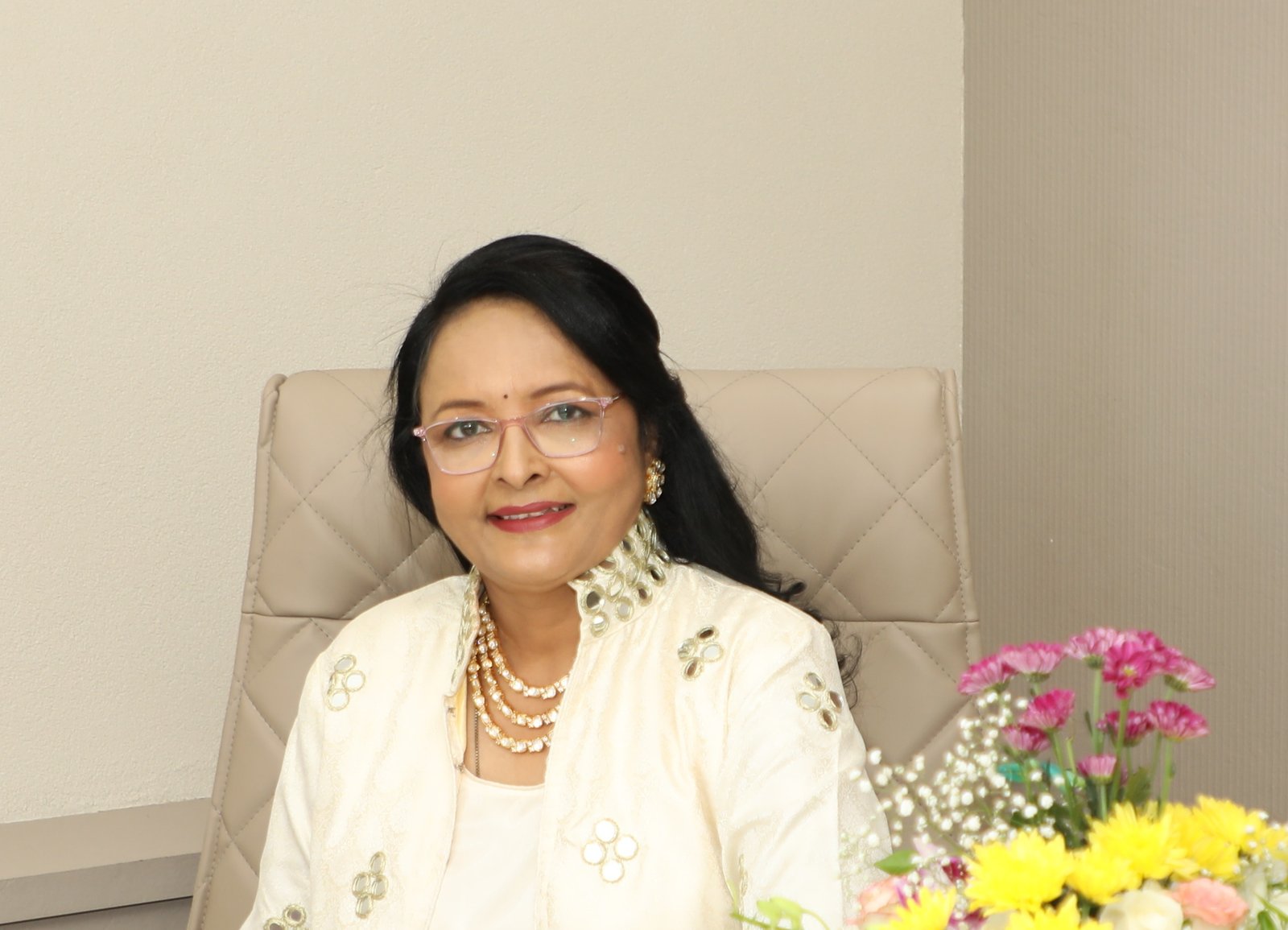 Saroj Patel, Advocate, Consultant & Notary Public